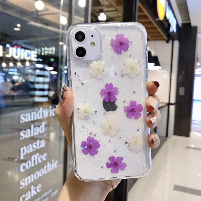 Funda para Móvil con Flores Eternas — Diseño Floral Elegante y Protección Premium
