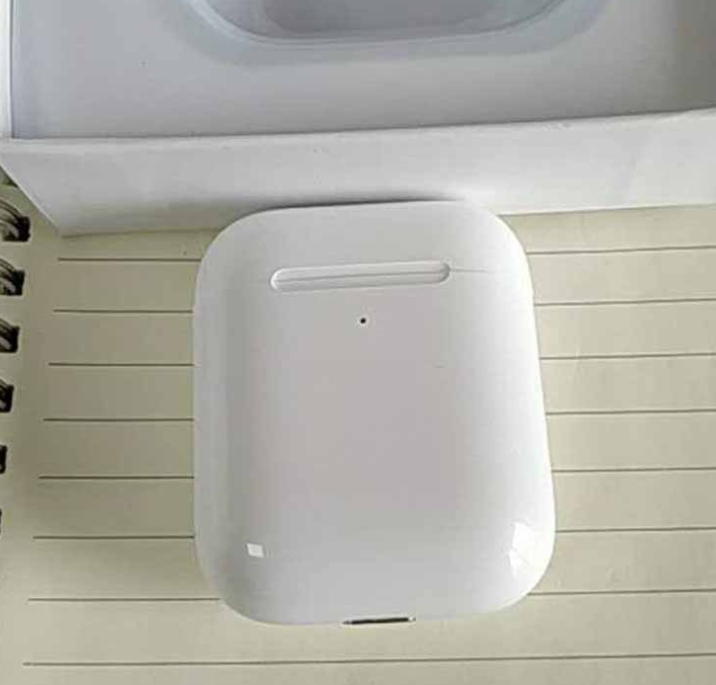 Audífonos Bluetooth i80 TWS con Carga Inalámbrica