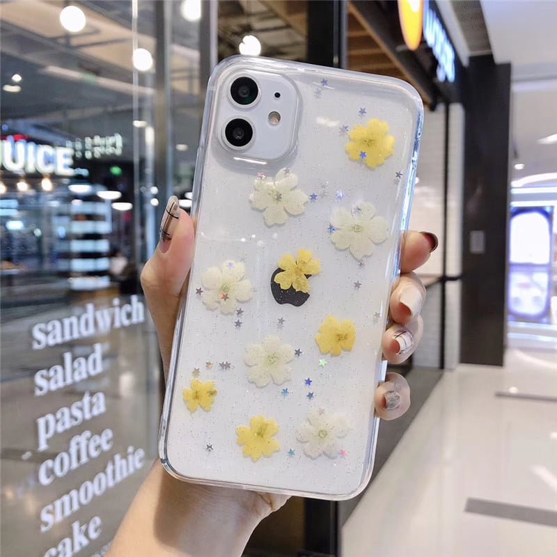 Funda para Móvil con Flores Eternas — Diseño Floral Elegante y Protección Premium
